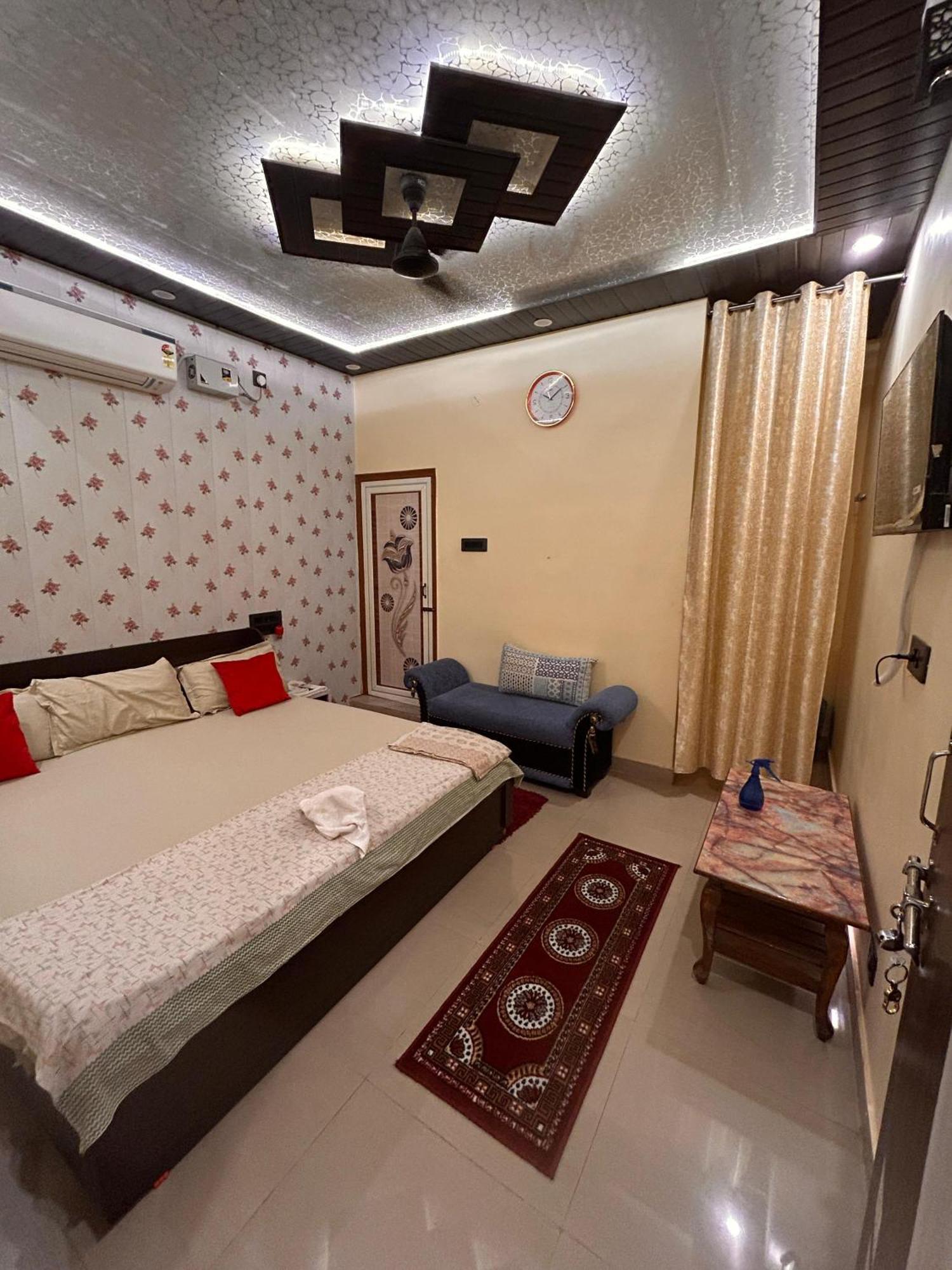 Temple Town Homes Assi Ghat Varanasi Exterior photo